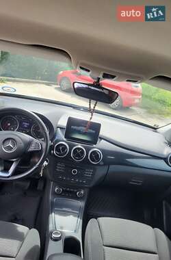 Хэтчбек Mercedes-Benz B-Class 2015 в 