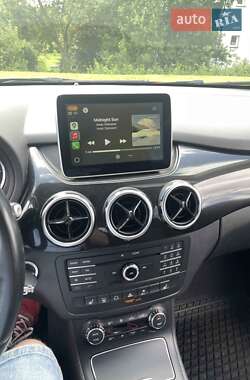 Хэтчбек Mercedes-Benz B-Class 2015 в 