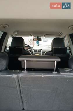 Хэтчбек Mercedes-Benz B-Class 2009 в 
