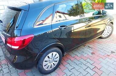 Хэтчбек Mercedes-Benz B-Class 2015 в 