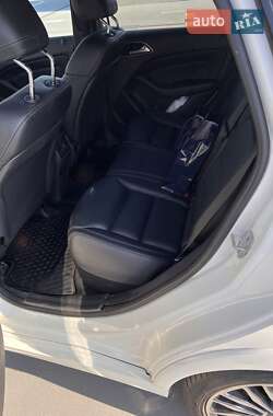 Хэтчбек Mercedes-Benz B-Class 2015 в 
