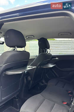 Хэтчбек Mercedes-Benz B-Class 2012 в 
