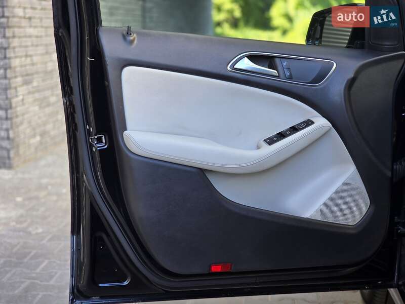 Хэтчбек Mercedes-Benz B-Class 2016 в Хмельницком