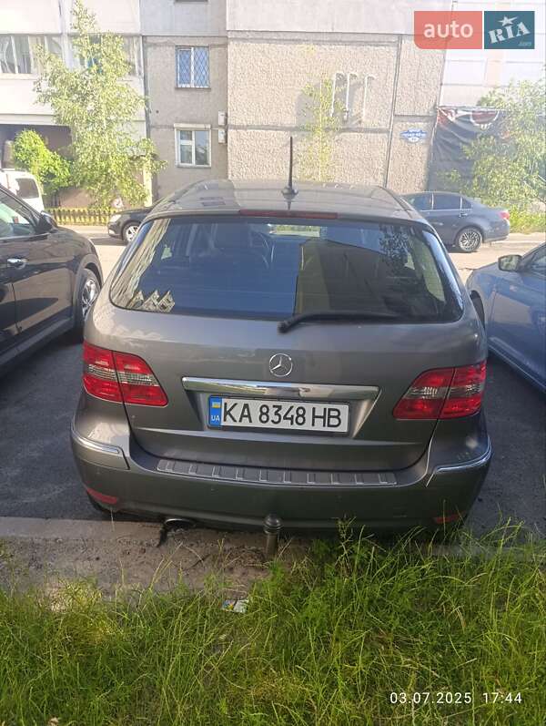 Хэтчбек Mercedes-Benz B-Class 2011 в Киеве