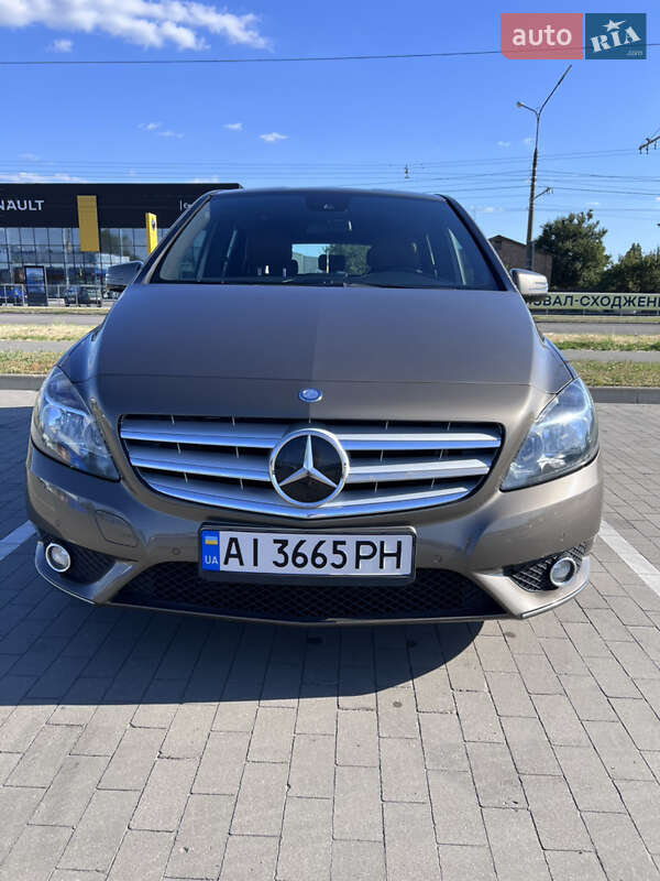 Mercedes-Benz B-Class 2012