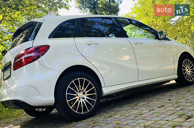 Хэтчбек Mercedes-Benz B-Class 2016 в 