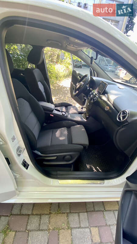 Хэтчбек Mercedes-Benz B-Class 2016 в Черноморске