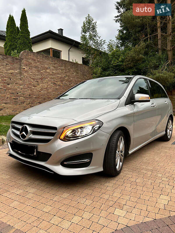 Mercedes-Benz B-Class 2016
