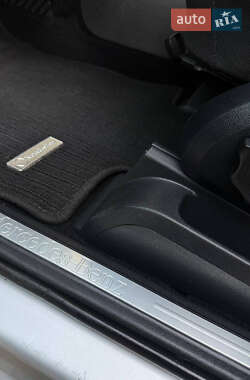 Хэтчбек Mercedes-Benz B-Class 2011 в 