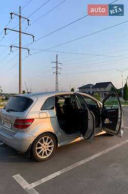 Хэтчбек Mercedes-Benz B-Class 2006 в 