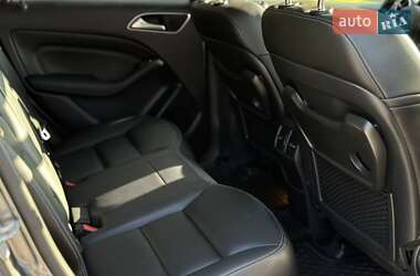 Хэтчбек Mercedes-Benz B-Class 2017 в 