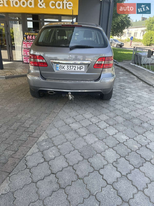 Хэтчбек Mercedes-Benz B-Class 2010 в Костополе