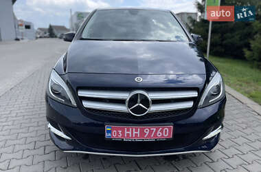 Хэтчбек Mercedes-Benz B-Class 2017 в 