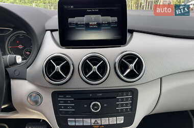 Хэтчбек Mercedes-Benz B-Class 2017 в 