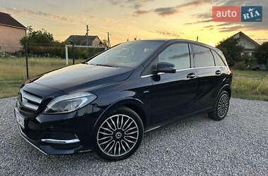 Хэтчбек Mercedes-Benz B-Class 2017 в Миргороде