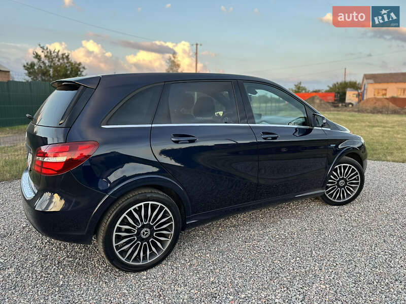 Хэтчбек Mercedes-Benz B-Class 2017 в Миргороде