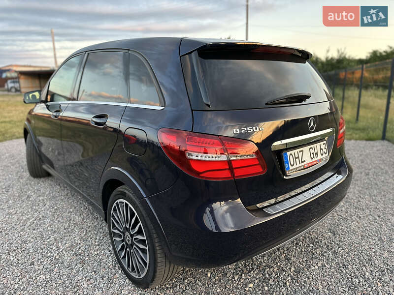 Хэтчбек Mercedes-Benz B-Class 2017 в Миргороде