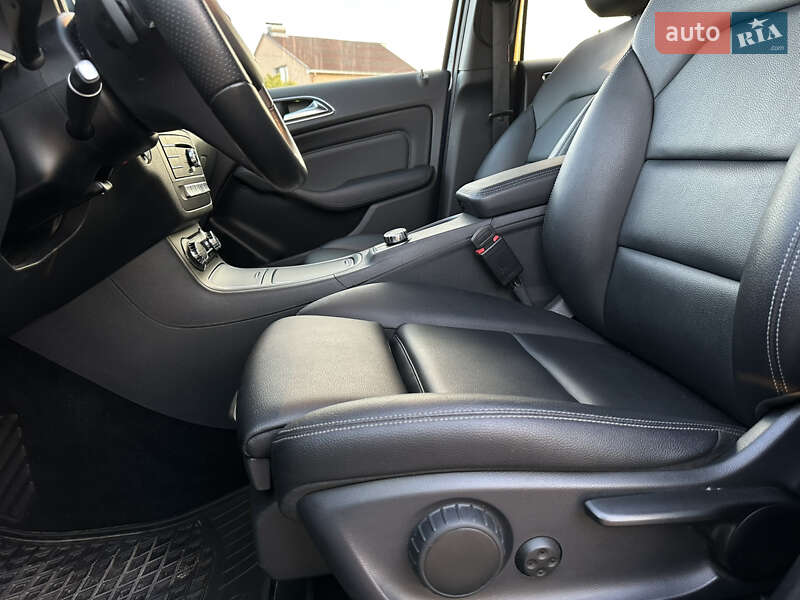 Хэтчбек Mercedes-Benz B-Class 2017 в Миргороде