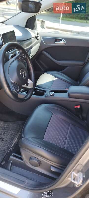 Хетчбек Mercedes-Benz B-Class 2015 в Києві