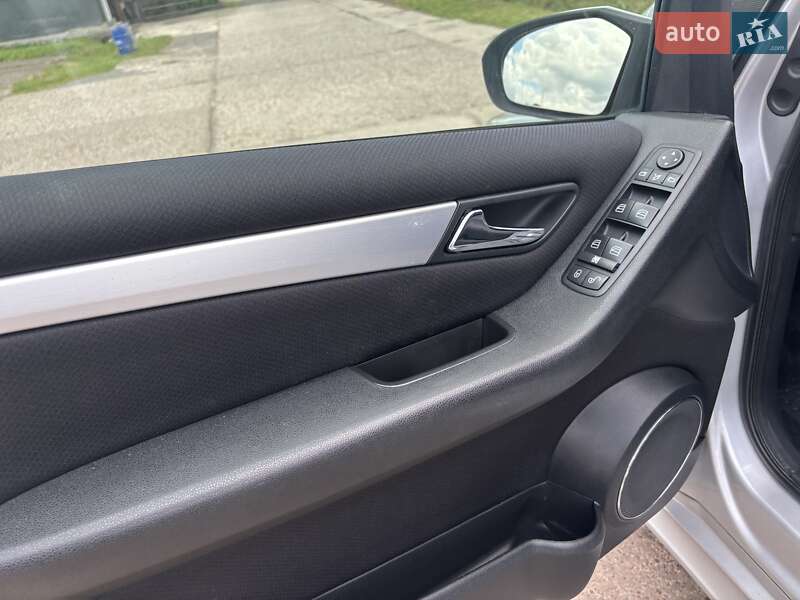 Хэтчбек Mercedes-Benz B-Class 2007 в Нововолынске