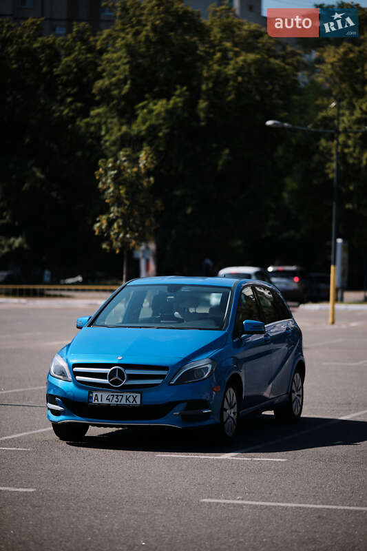 Хэтчбек Mercedes-Benz B-Class 2014 в Броварах