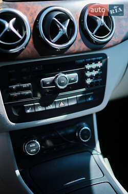 Хэтчбек Mercedes-Benz B-Class 2014 в 