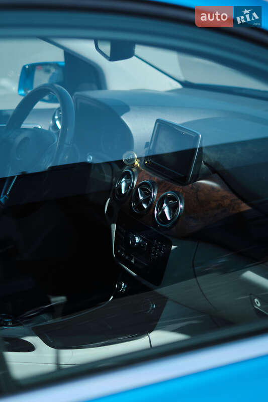 Хэтчбек Mercedes-Benz B-Class 2014 в Броварах