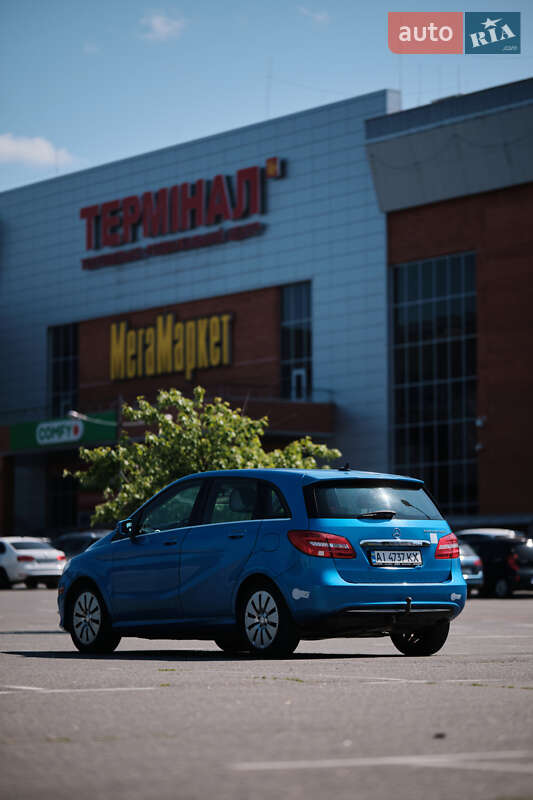 Хэтчбек Mercedes-Benz B-Class 2014 в Броварах