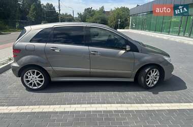 Хэтчбек Mercedes-Benz B-Class 2006 в 