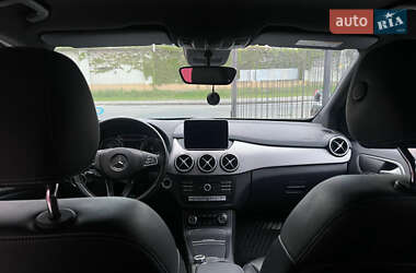 Хэтчбек Mercedes-Benz B-Class 2015 в 