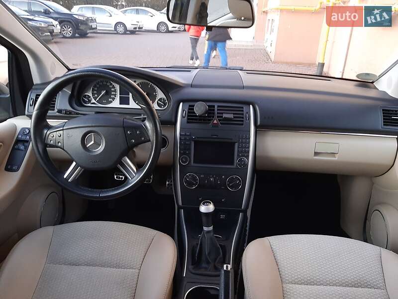 Хэтчбек Mercedes-Benz B-Class 2009 в Киеве
