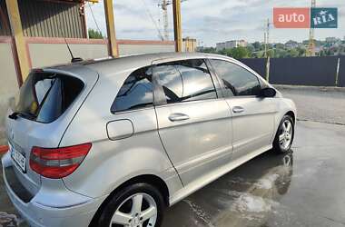 Хэтчбек Mercedes-Benz B-Class 2005 в 