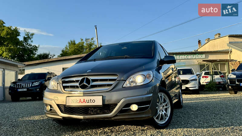 Хэтчбек Mercedes-Benz B-Class 2011 в Ивано-Франковске