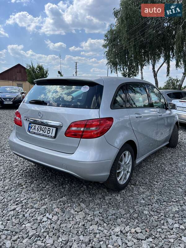 Хэтчбек Mercedes-Benz B-Class 2012 в Смеле