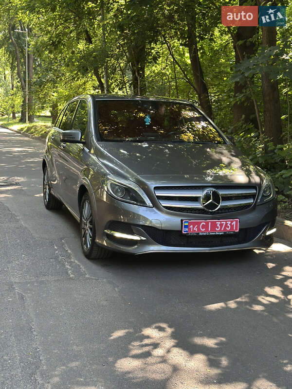 Mercedes-Benz B-Class 2015