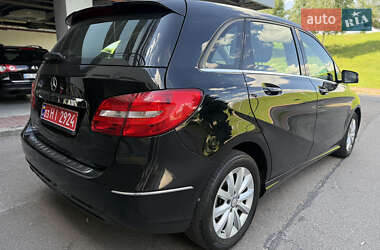 Хэтчбек Mercedes-Benz B-Class 2012 в 