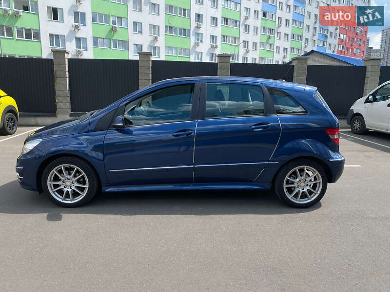 Хэтчбек Mercedes-Benz B-Class 2009 в Броварах