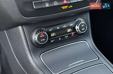 Хэтчбек Mercedes-Benz B-Class 2016 в 