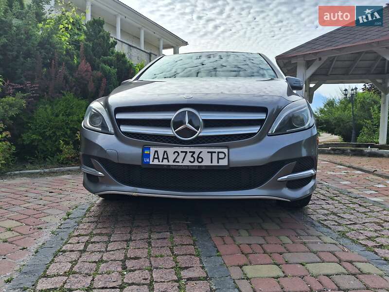 Хэтчбек Mercedes-Benz B-Class 2015 в Киеве фото 16 Хэтчбек Mercedes-Benz B-Class 2015 в Киеве