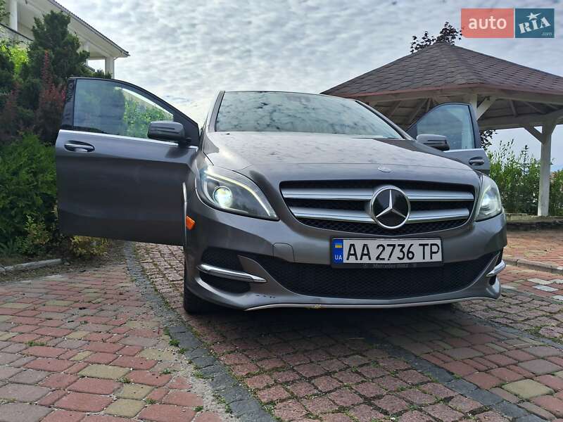 Хэтчбек Mercedes-Benz B-Class 2015 в Киеве фото 18 Хэтчбек Mercedes-Benz B-Class 2015 в Киеве
