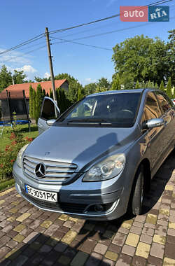 Хэтчбек Mercedes-Benz B-Class 2006 в 
