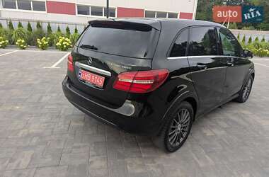 Хэтчбек Mercedes-Benz B-Class 2015 в 