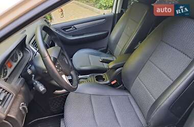 Хэтчбек Mercedes-Benz B-Class 2010 в 