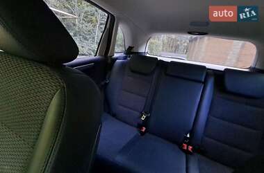 Хэтчбек Mercedes-Benz B-Class 2010 в 