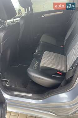 Хэтчбек Mercedes-Benz B-Class 2006 в 