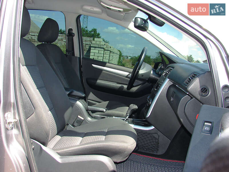 Хэтчбек Mercedes-Benz B-Class 2009 в Одессе