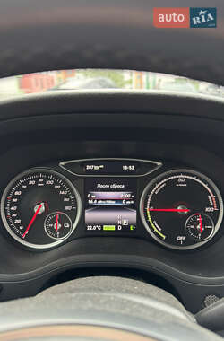 Хэтчбек Mercedes-Benz B-Class 2016 в 