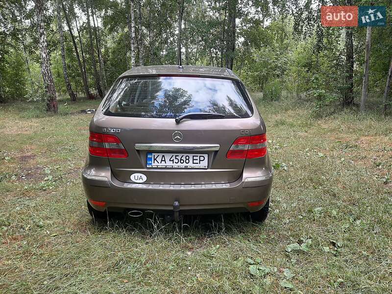 Хэтчбек Mercedes-Benz B-Class 2009 в Киеве