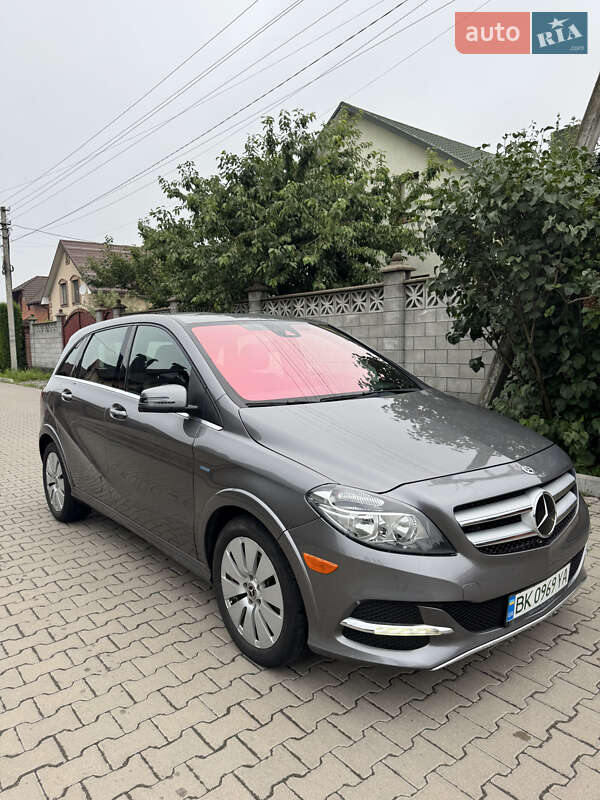 Хэтчбек Mercedes-Benz B-Class 2017 в Ровно