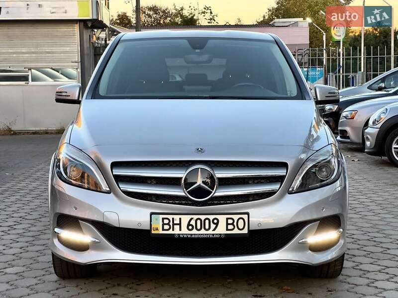 Хетчбек Mercedes-Benz B-Class 2017 в Одесі